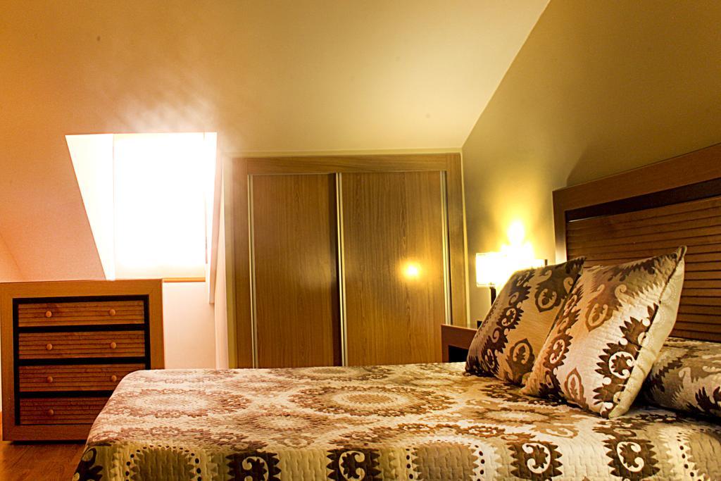 Apartamentos Turísticos Cúllar Vega Quarto foto