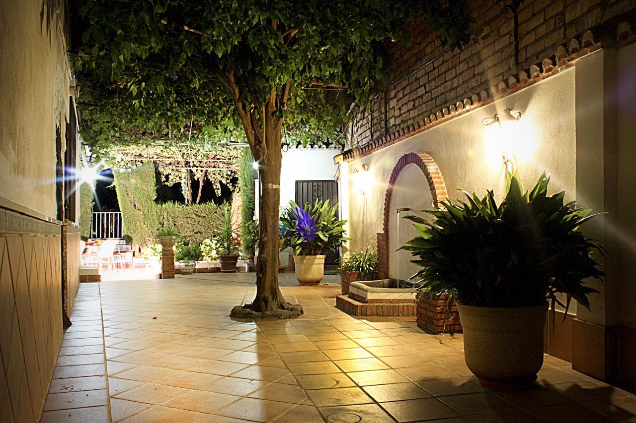 Apartamentos Turísticos Cúllar Vega Exterior foto